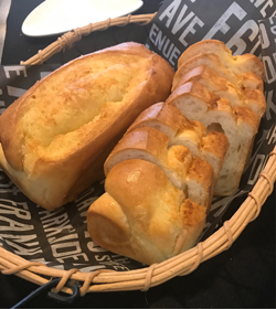 平島先生の手作りパン